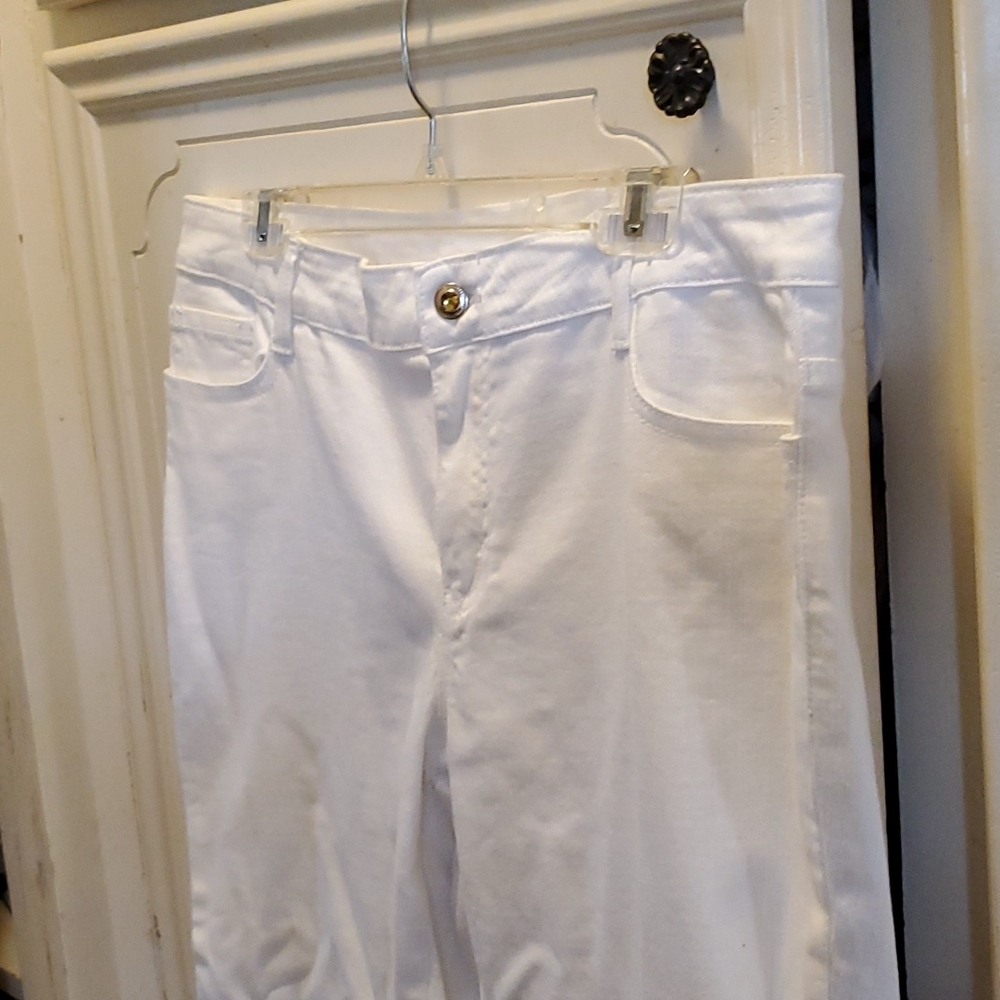 White jeans - Picture 4 of 6